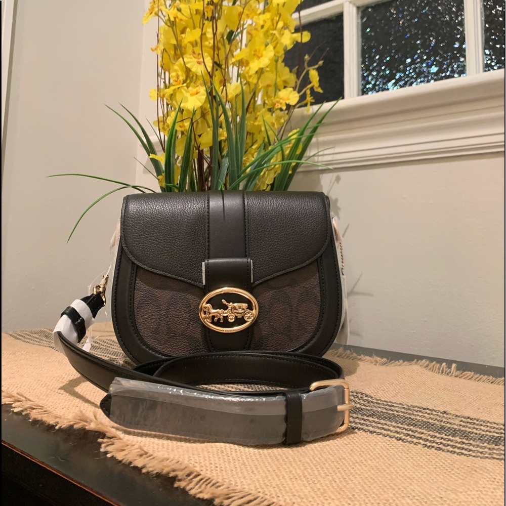 👛Coach Georgie Saddle Bag NWT, crossbody wear, C2806